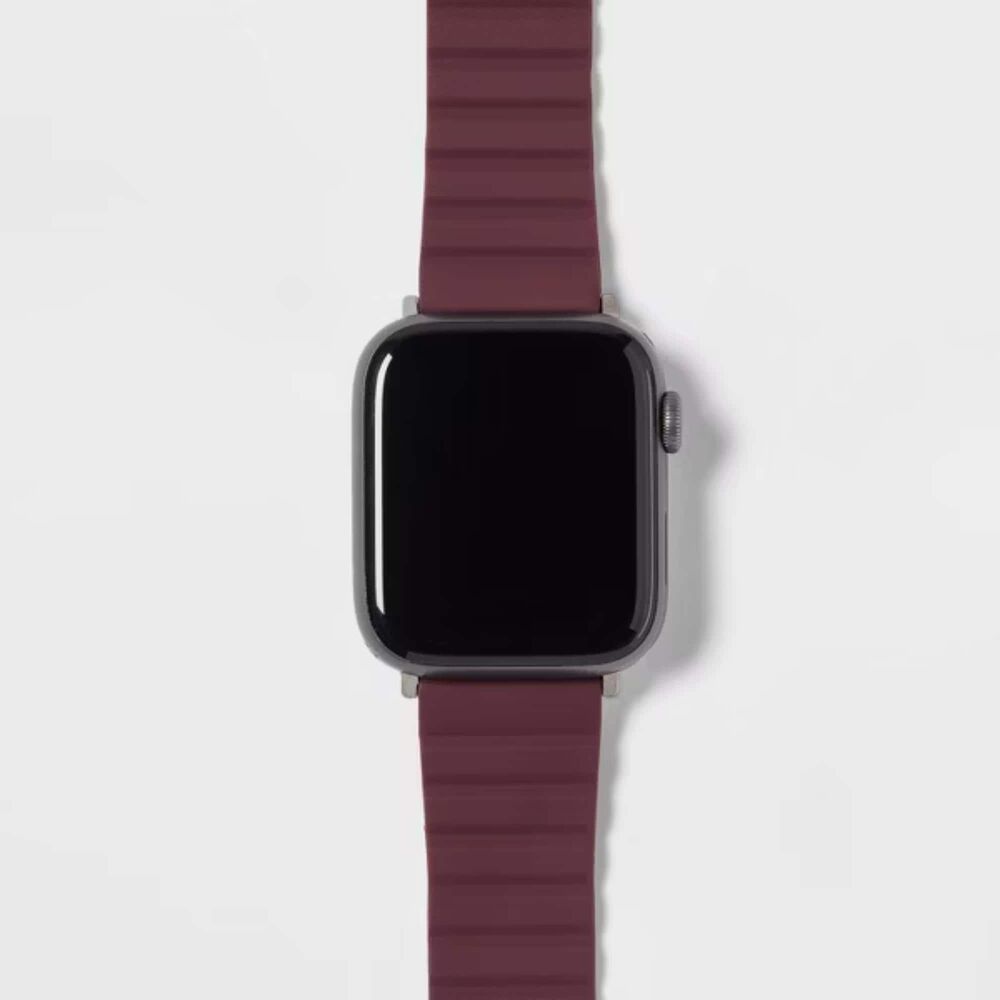 🍷 Heyday™ Magnetic Apple Watch Band (38/40/41mm) – Burgundy – NWT